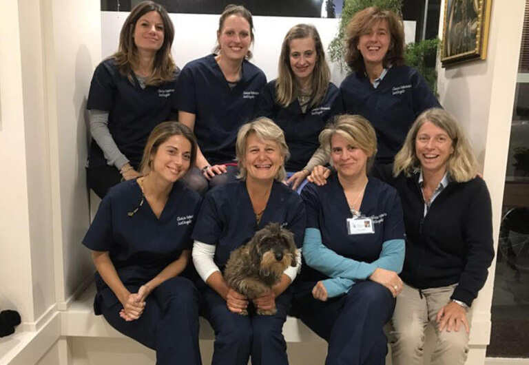 foto di gruppo clinica veterinaria santangelo team